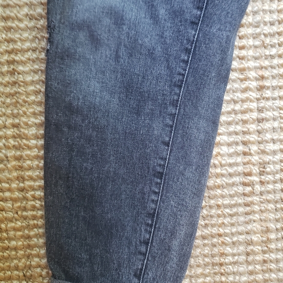 Old Navy OG straight size 8 black jeans - Picture 4 of 4